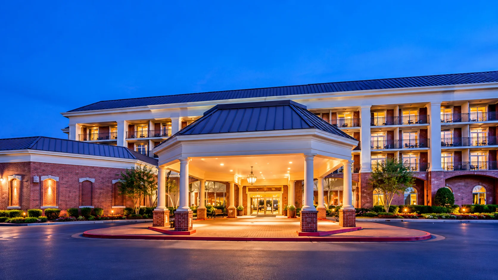 Sheraton Music City Nashville Airport: What Travelers Should Know